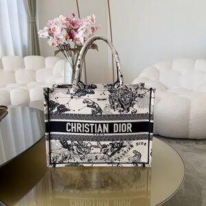 Pre-loved Dior Zodiac Toile de Jouy Book Tote Medium